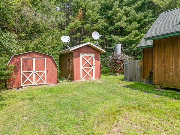 853 hoose rd-40