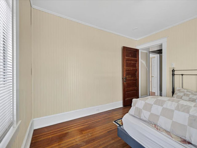 23-213 Main St-23