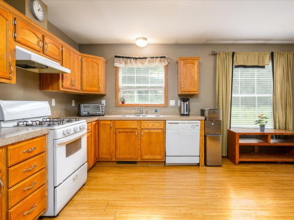 08-3380 Co Rd 11-08