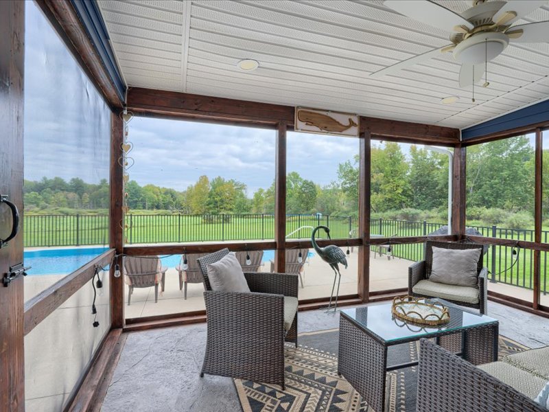 07-670 Glimmerglen Rd-07