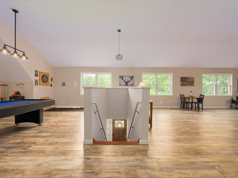 30-670 Glimmerglen Rd-30