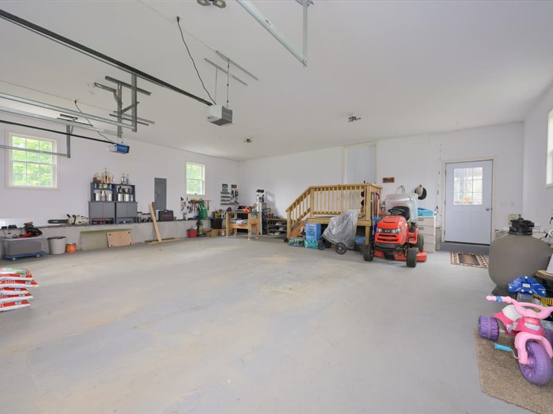 38-670 Glimmerglen Rd-38
