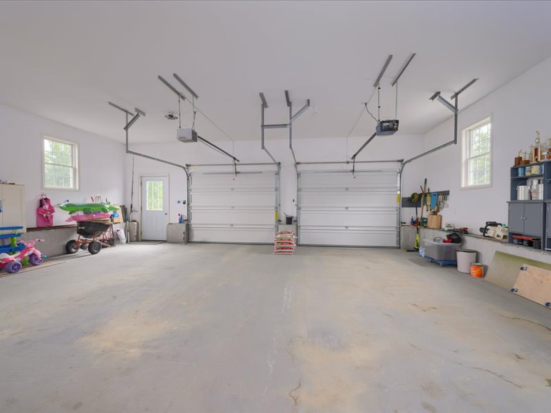 39-670 Glimmerglen Rd-39