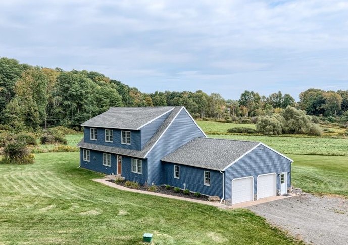 46-670 Glimmerglen Rd-46