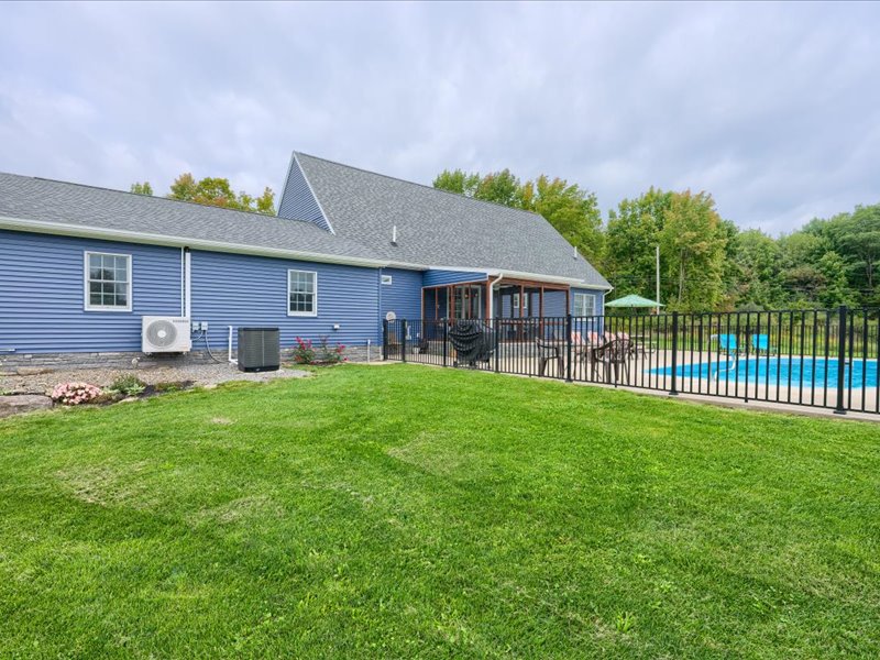 50-670 Glimmerglen Rd-50