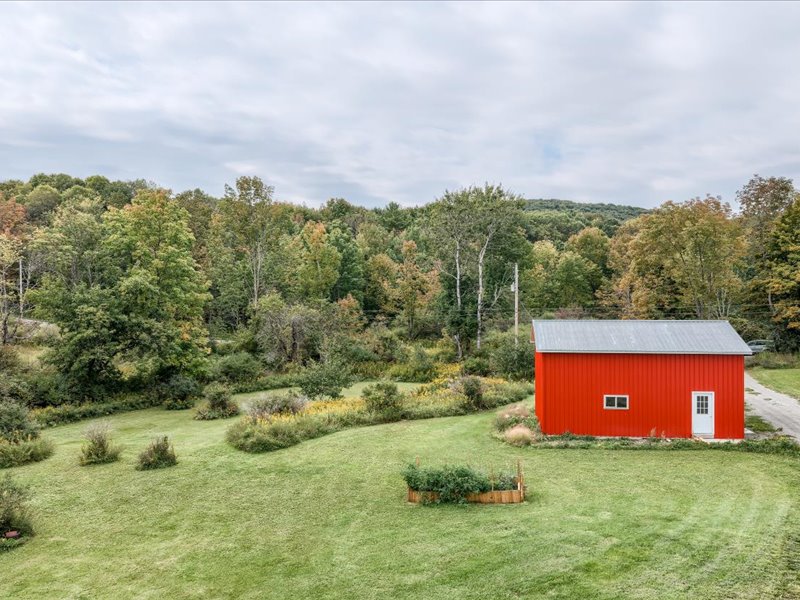 53-670 Glimmerglen Rd-53